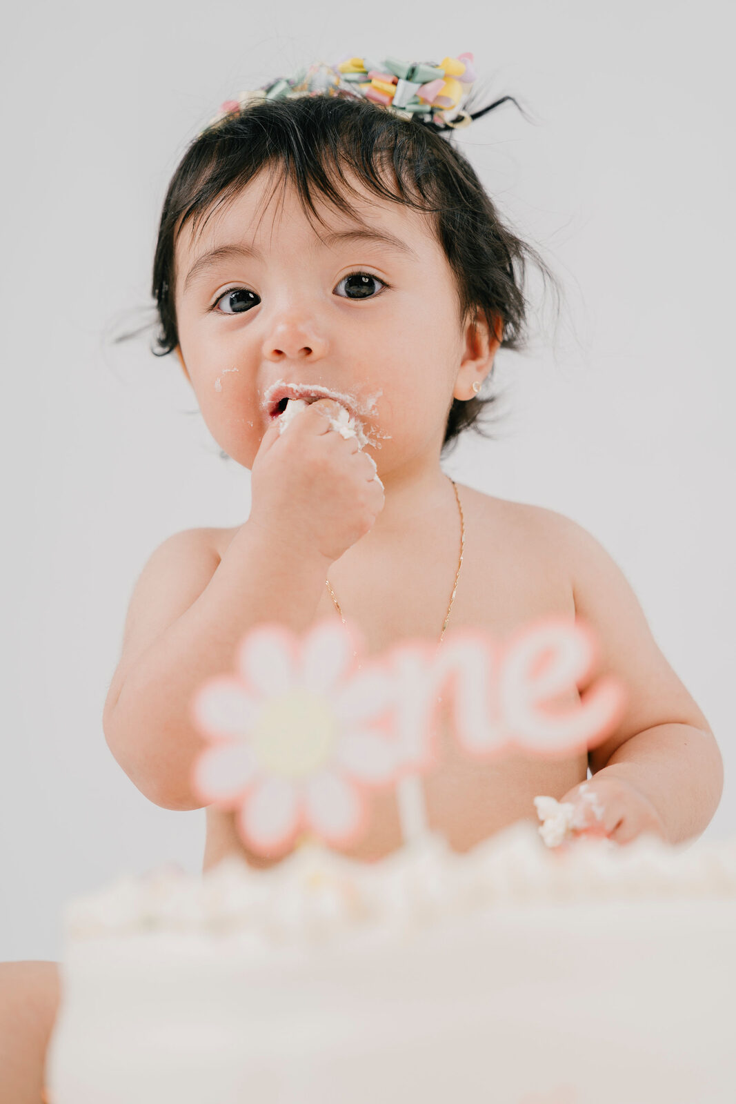 Momento del pastel en el smash cake